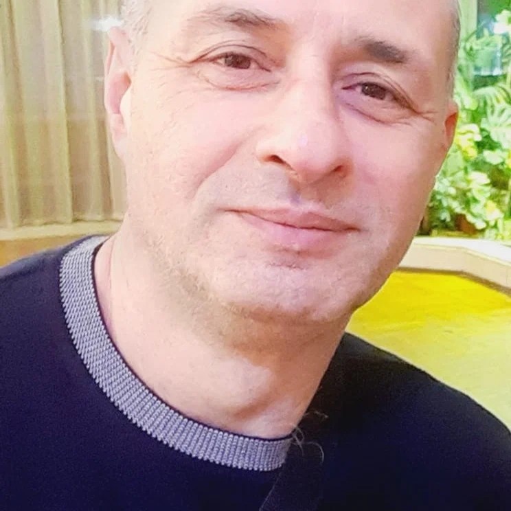 Преподаватель Арменак Ростомян