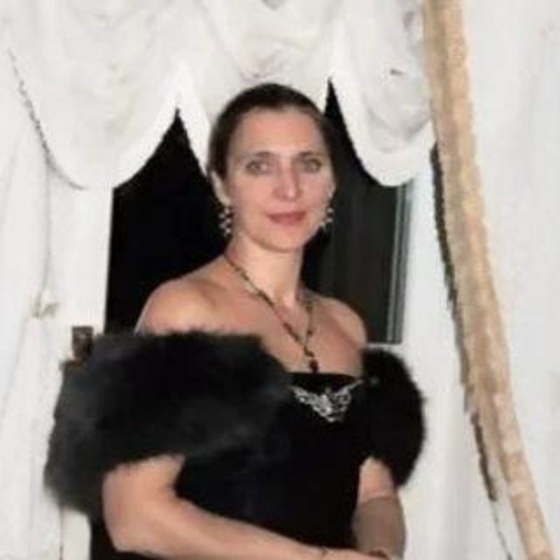 Преподаватель Любовь Журавлева