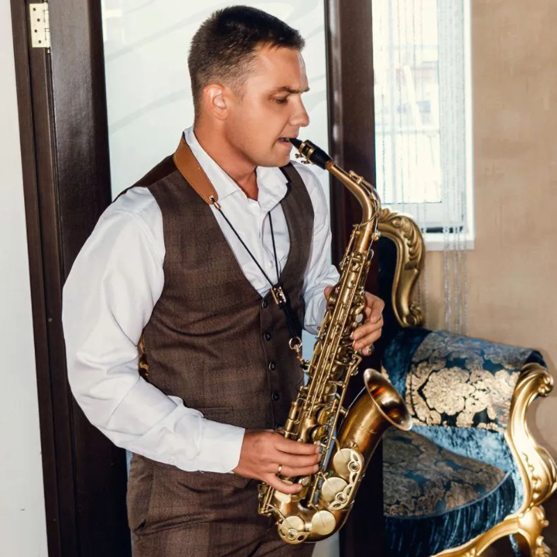 Преподаватель Артем Андреевич Грачев