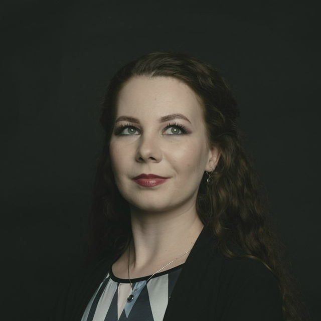 Преподаватель Анастасия Браудо