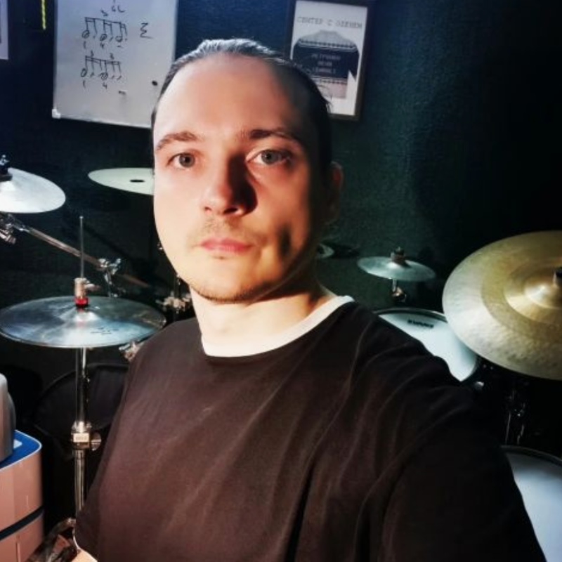 Преподаватель Антон Строц