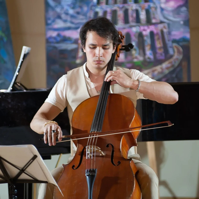 Преподаватель Иван Валерьевич Монгуш