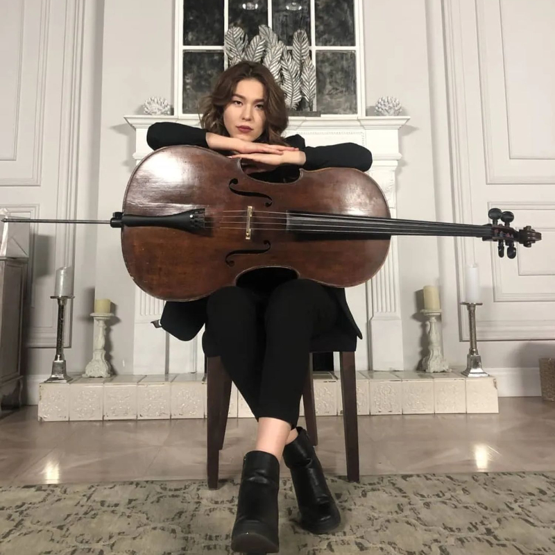 Преподаватель Адель Рустемовна Рахматуллина