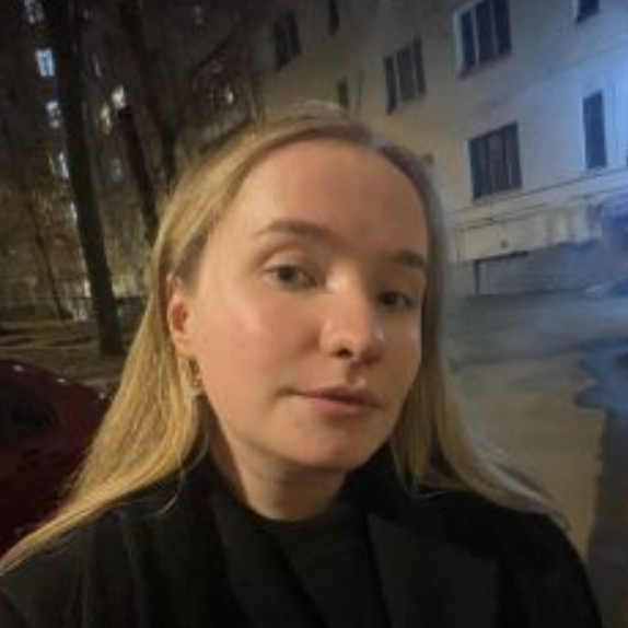 Преподаватель Ангелина Иванова