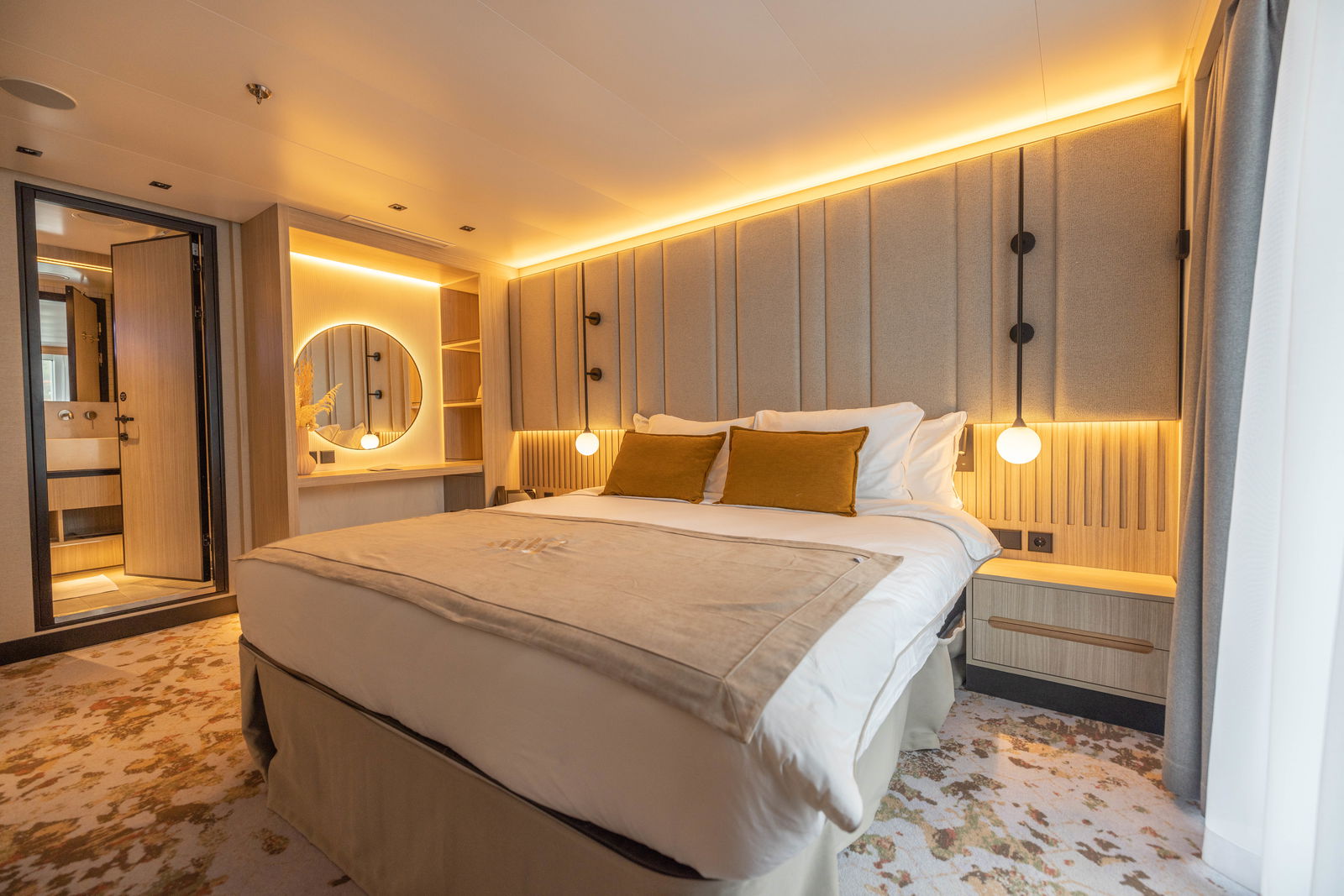 SH Diana Suite