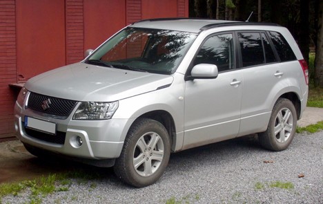 Suzuki Jimny или Vitara – выбираем надежный авто с пробегом