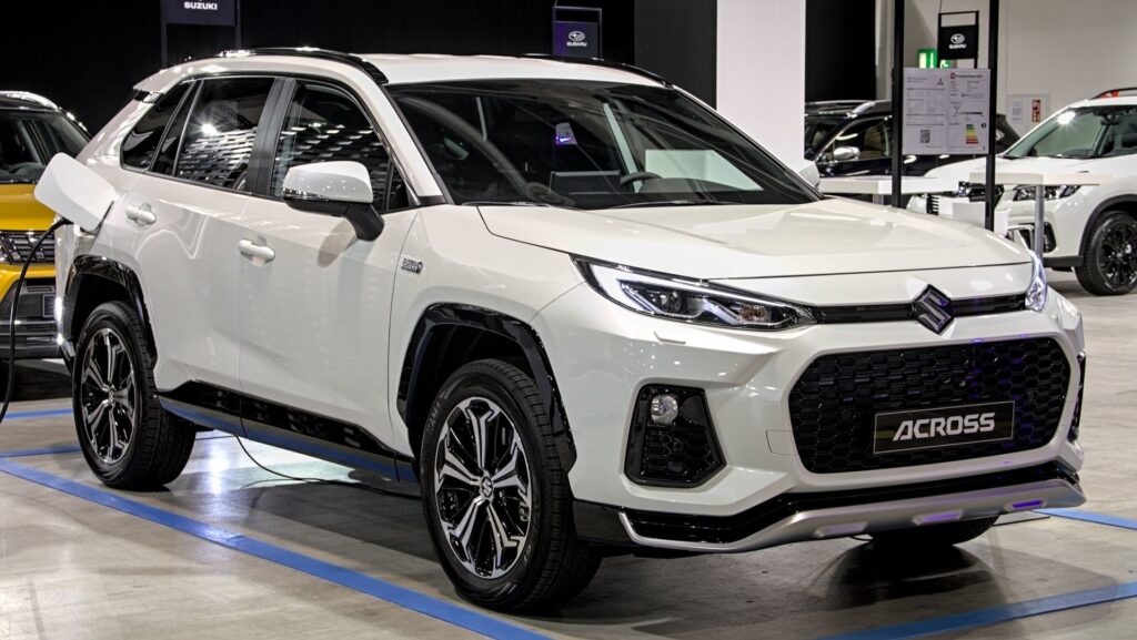 За что любят автомобили Suzuki в России?