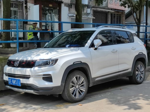 Changan CS35 - плюсы и минусы