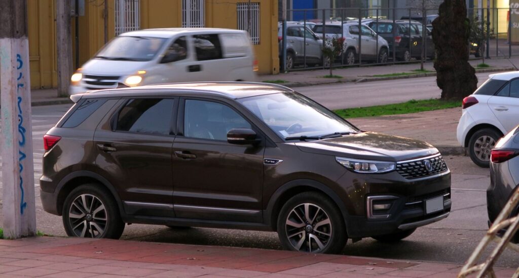 Как Чанган CS 55 едет по бездорожью