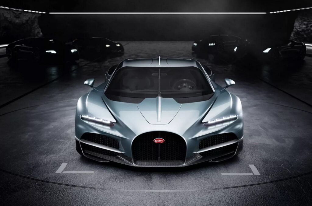 Bugatti Tourbillon: симфония скорости