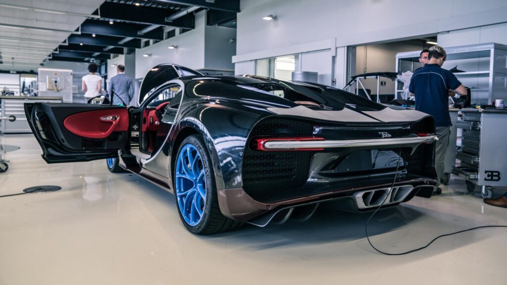 ТОП-10 самых ожидаемых автомобилей 2025 года