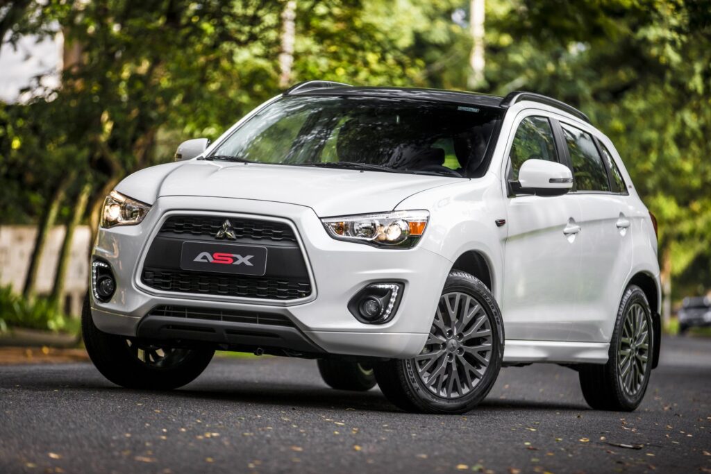 Mitsubishi ASX: компактный городской кроссовер