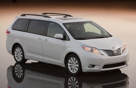 Безопасность - сравниваем авто Hyundai и Toyota