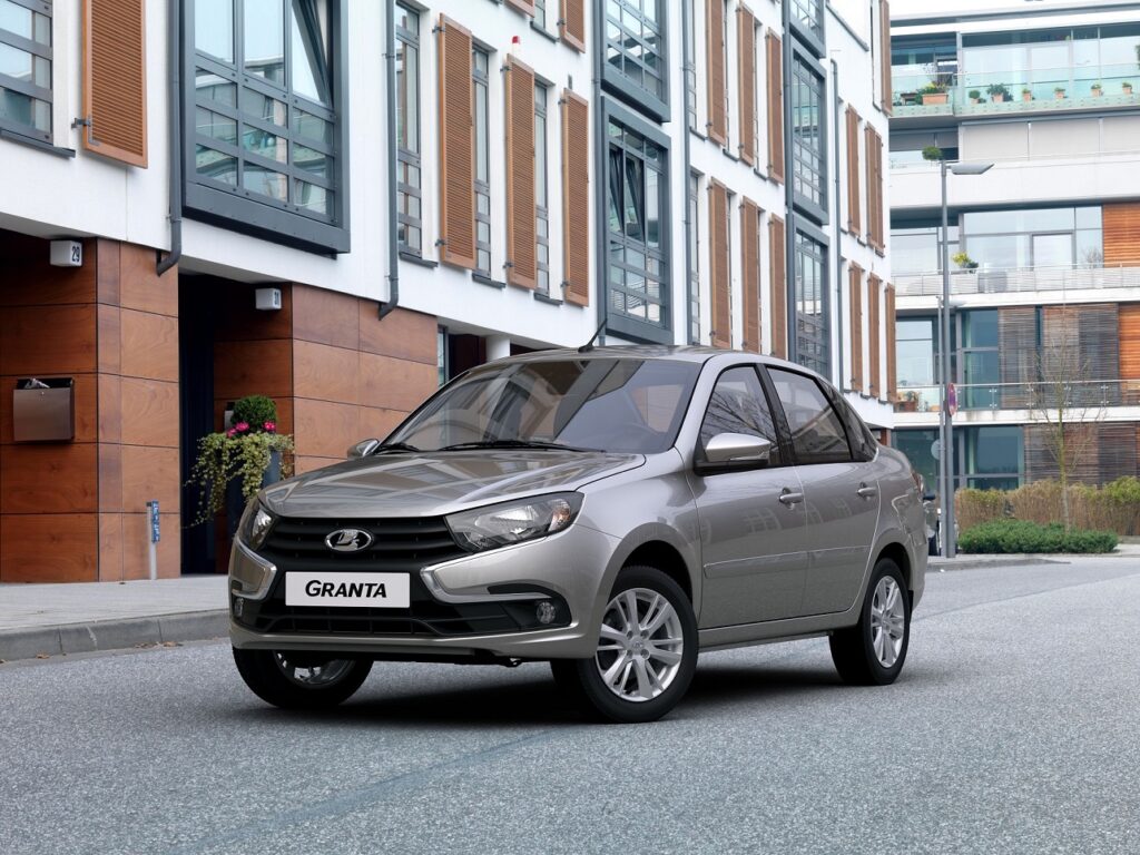 Как выбрать подержанный автомобиль Lada: особенности и советы