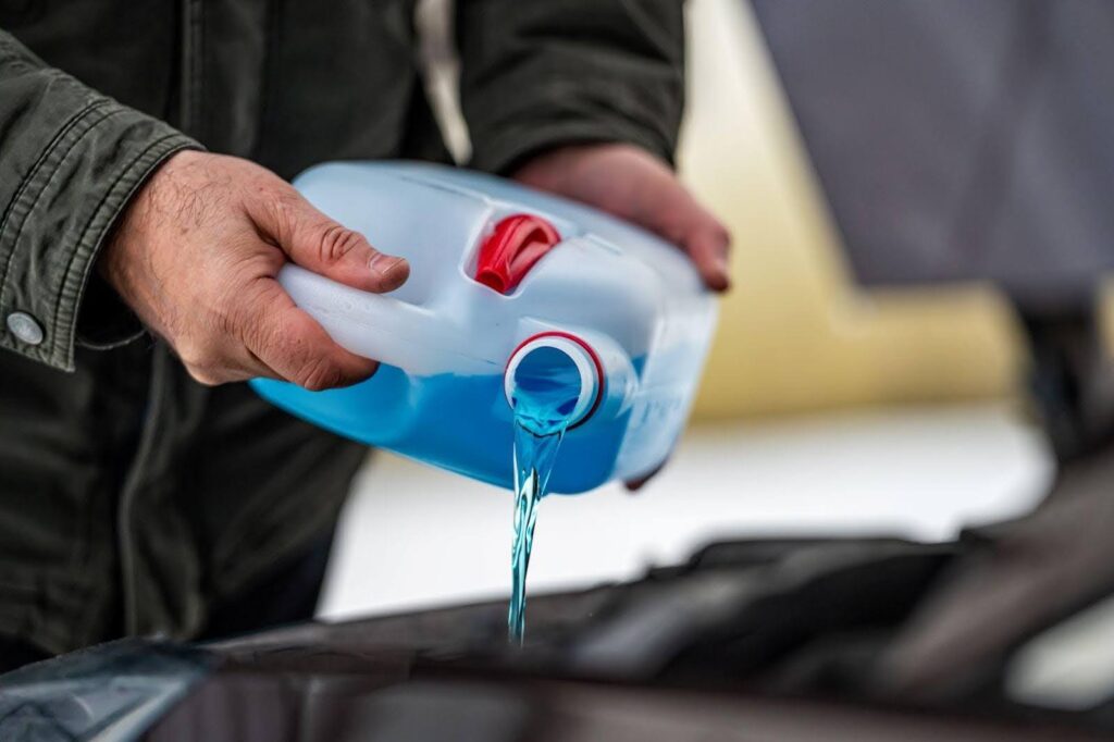 Как правильно заменить антифриз на Geely Coolray