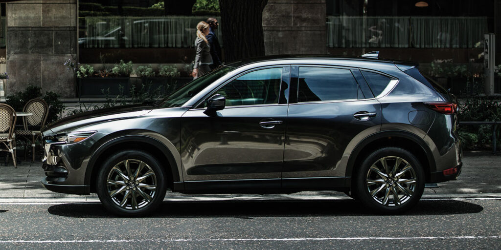 Замена и выбор тормозных колодок на Mazda CX-5