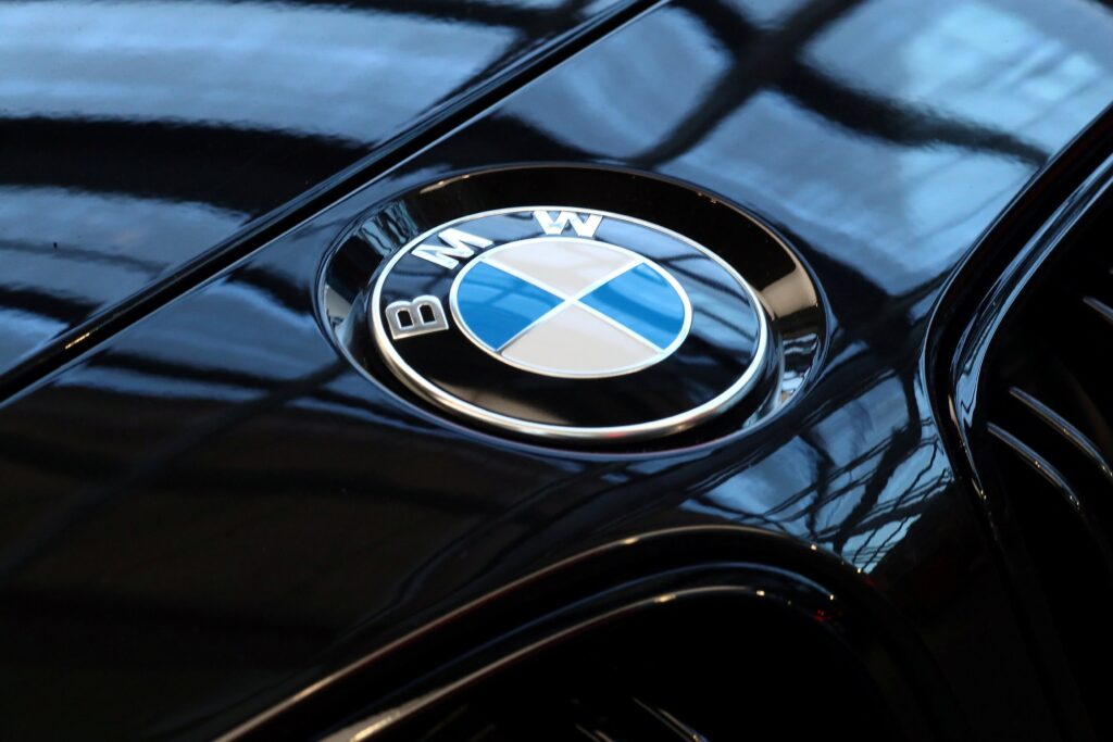 Двигатель BMW E60: обзор, выбор, M5 и где купить