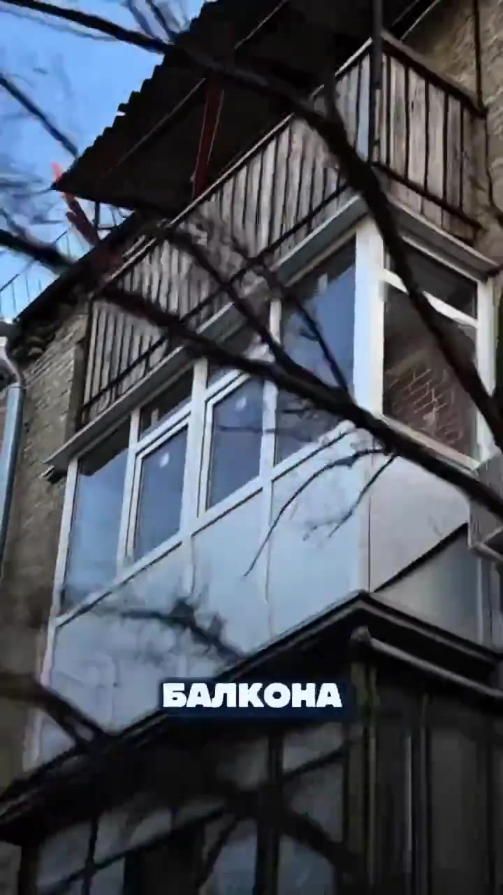 Смотрите, как обычный старый балкон превращается в современное и стильное пространство!
