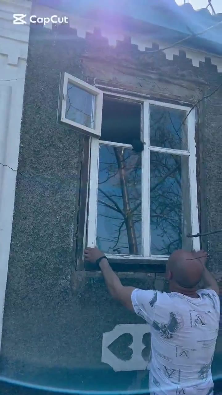 Монтаж окон Rehau