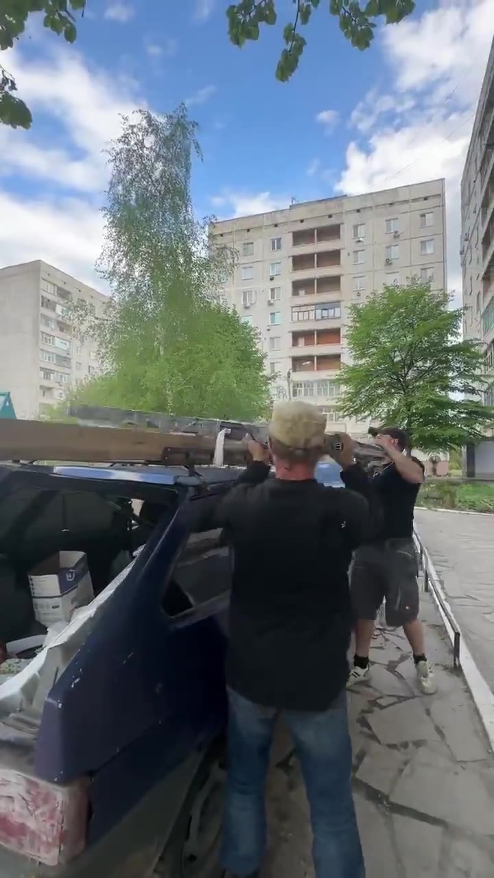 Демонтаж старых окон и монтаж новых!
