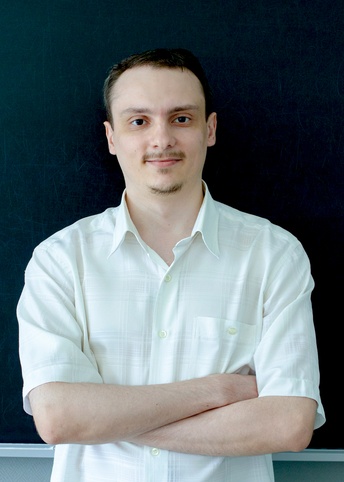 Максим Воронин