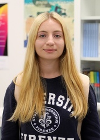 Анна Власова