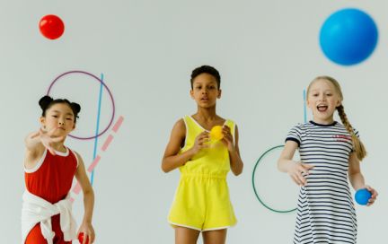 Доктор говорит. Нарушения осанки у детей. Причины, проявления, методы профилактики.