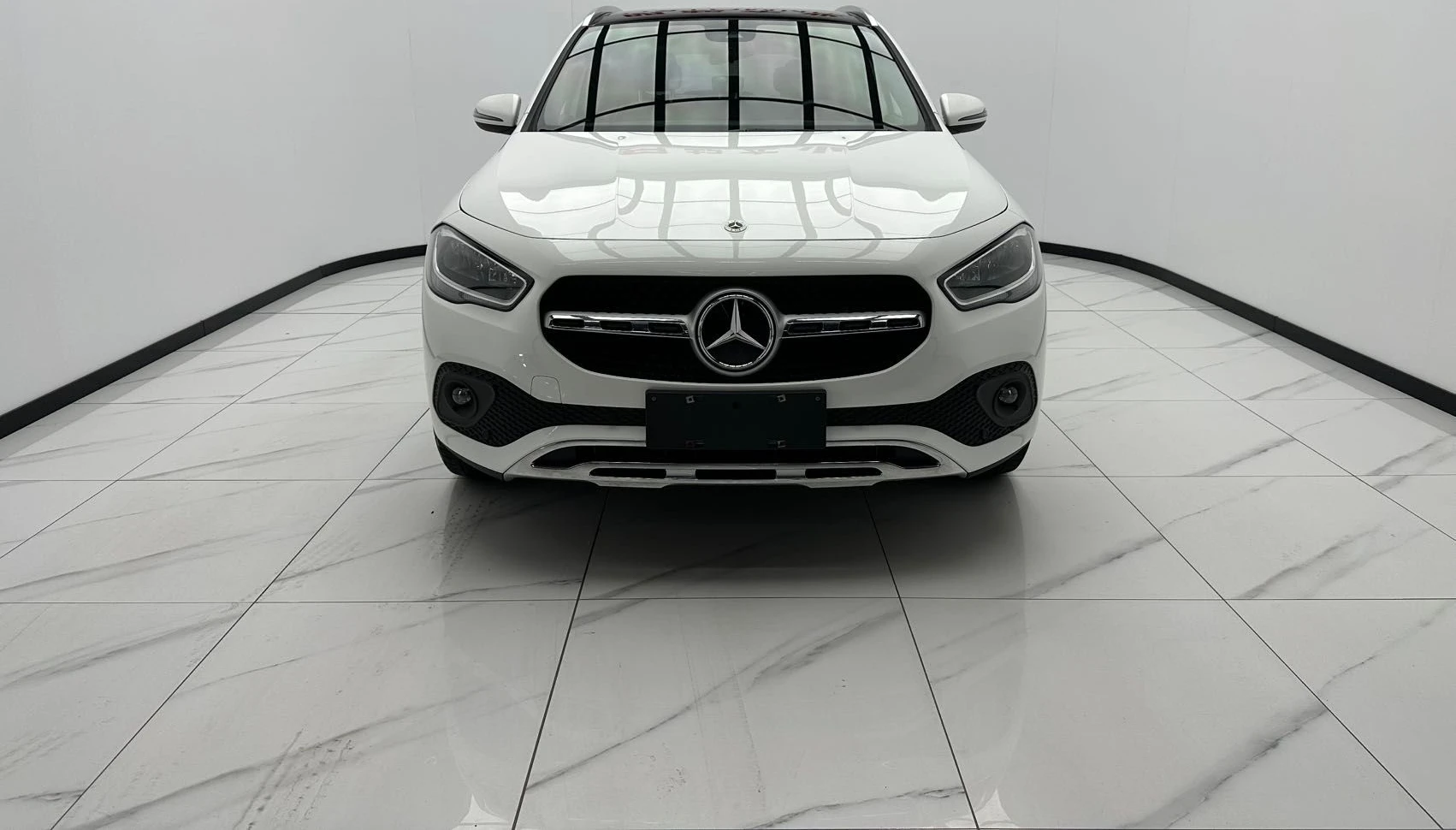Mercedes-Benz GLA — фото 1