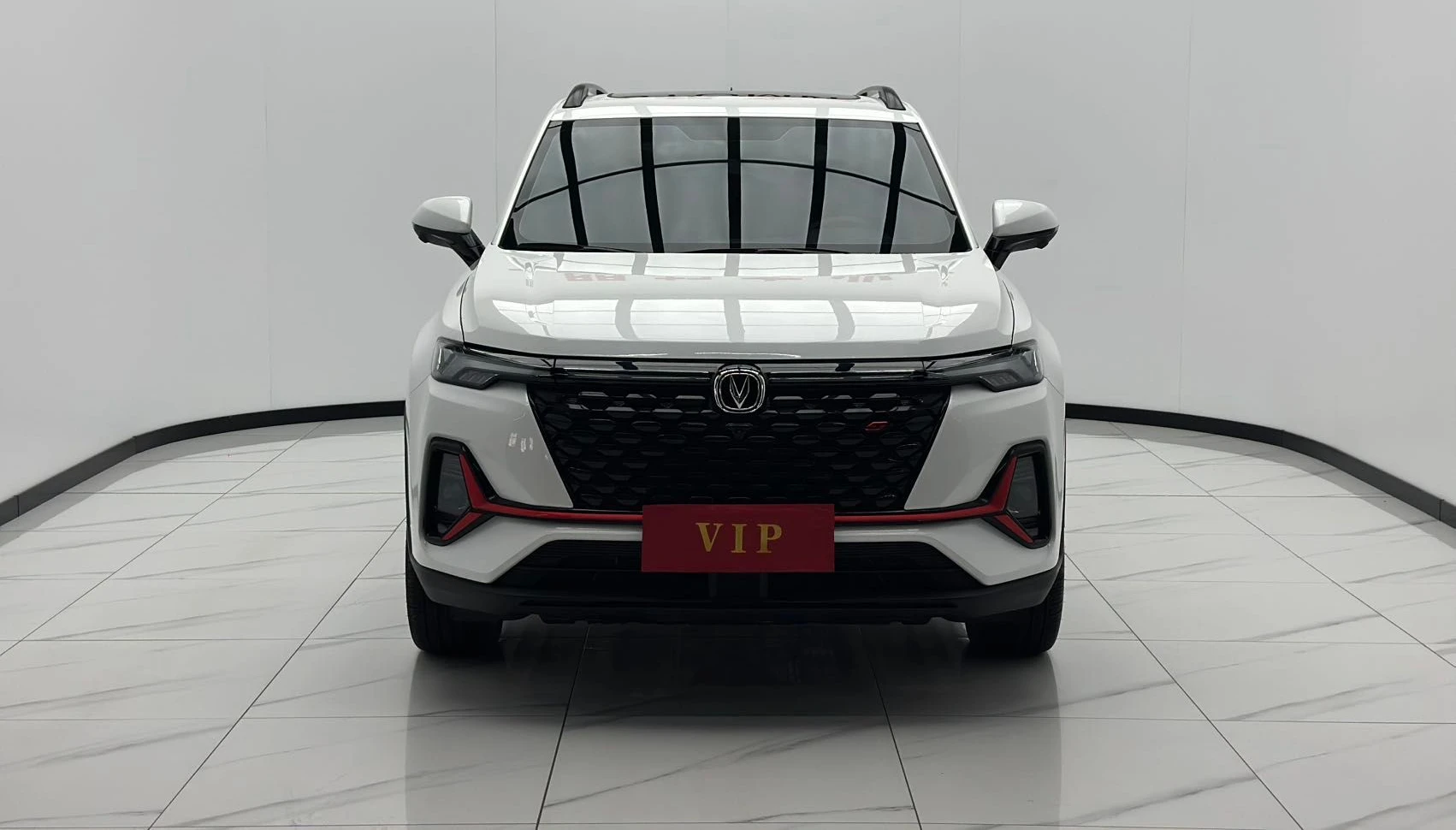 Changan CS35plus — фото 1