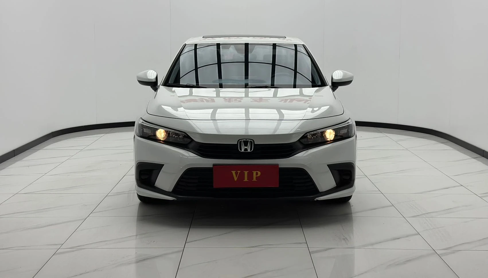 Honda Civic — фото 1