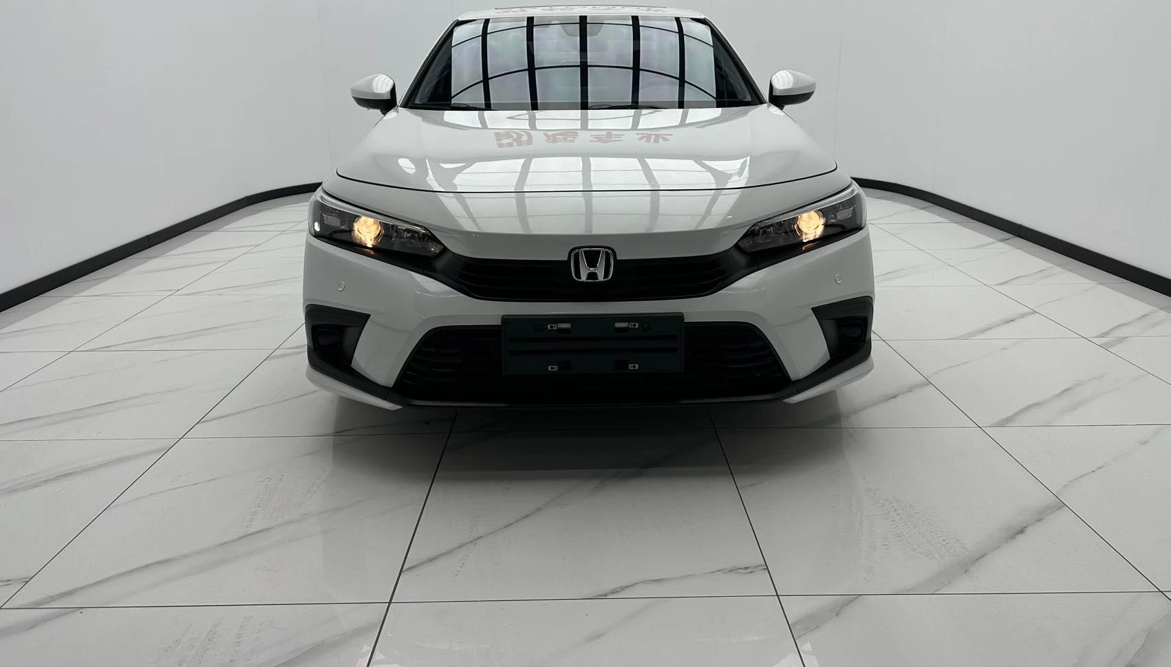 Honda Civic — фото 1