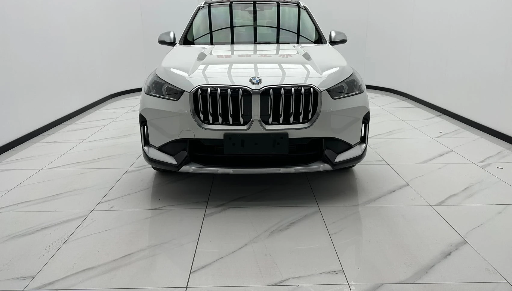 BMW X1 — фото 1
