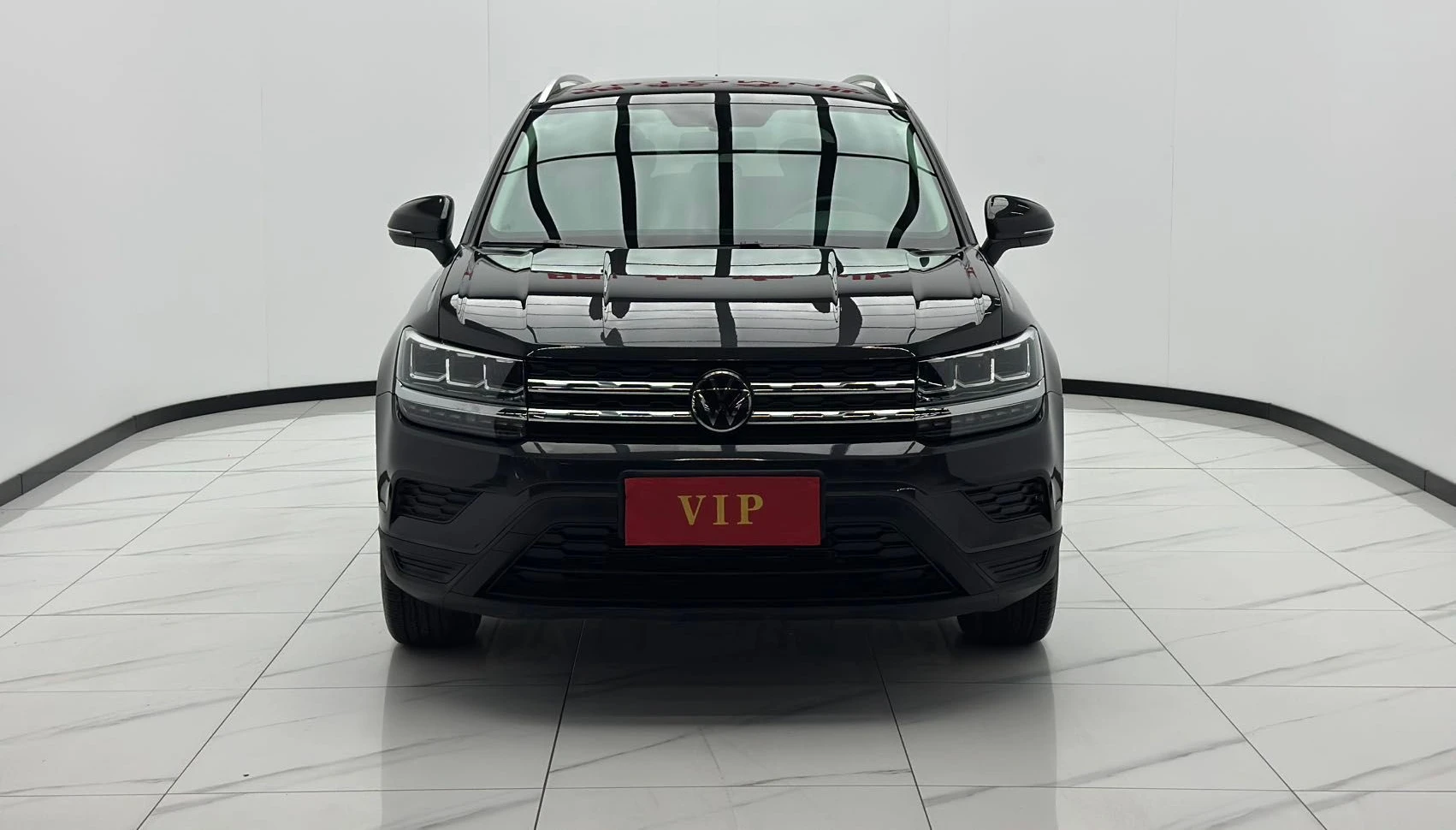 Volkswagen Tharu — фото 1