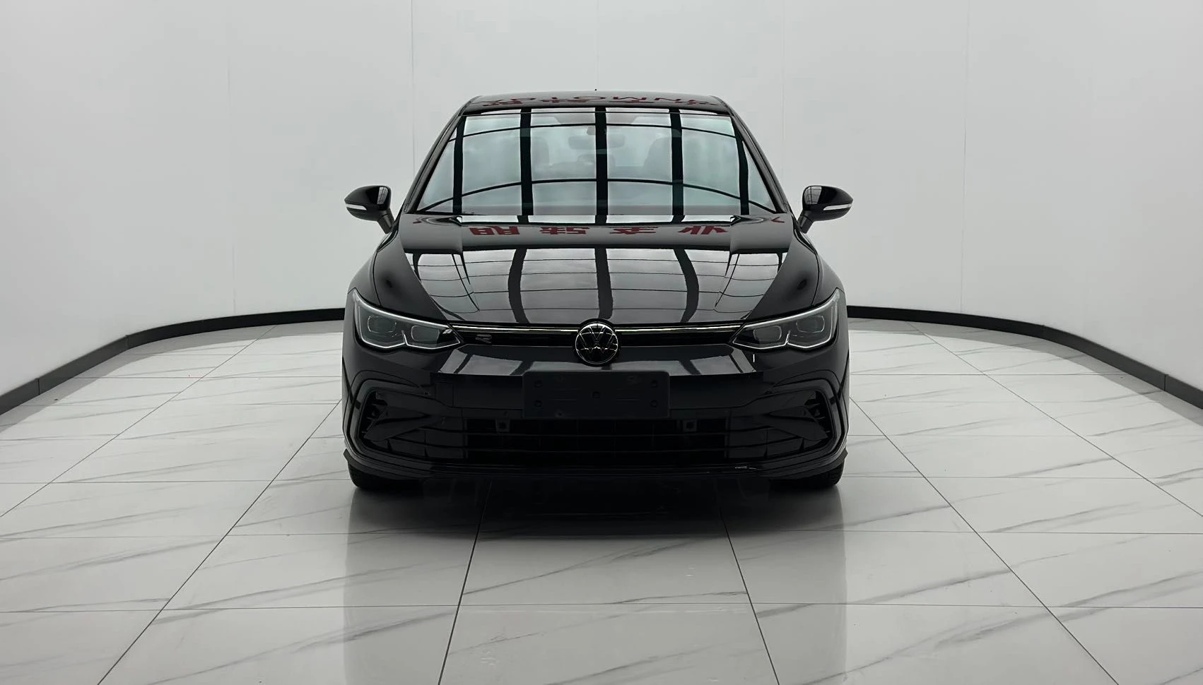Volkswagen Golf — фото 1