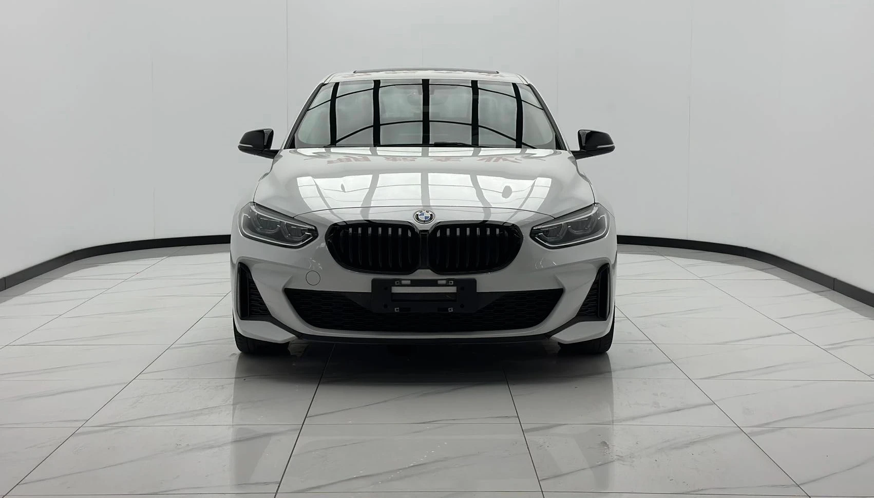 BMW 1 Series — фото 1