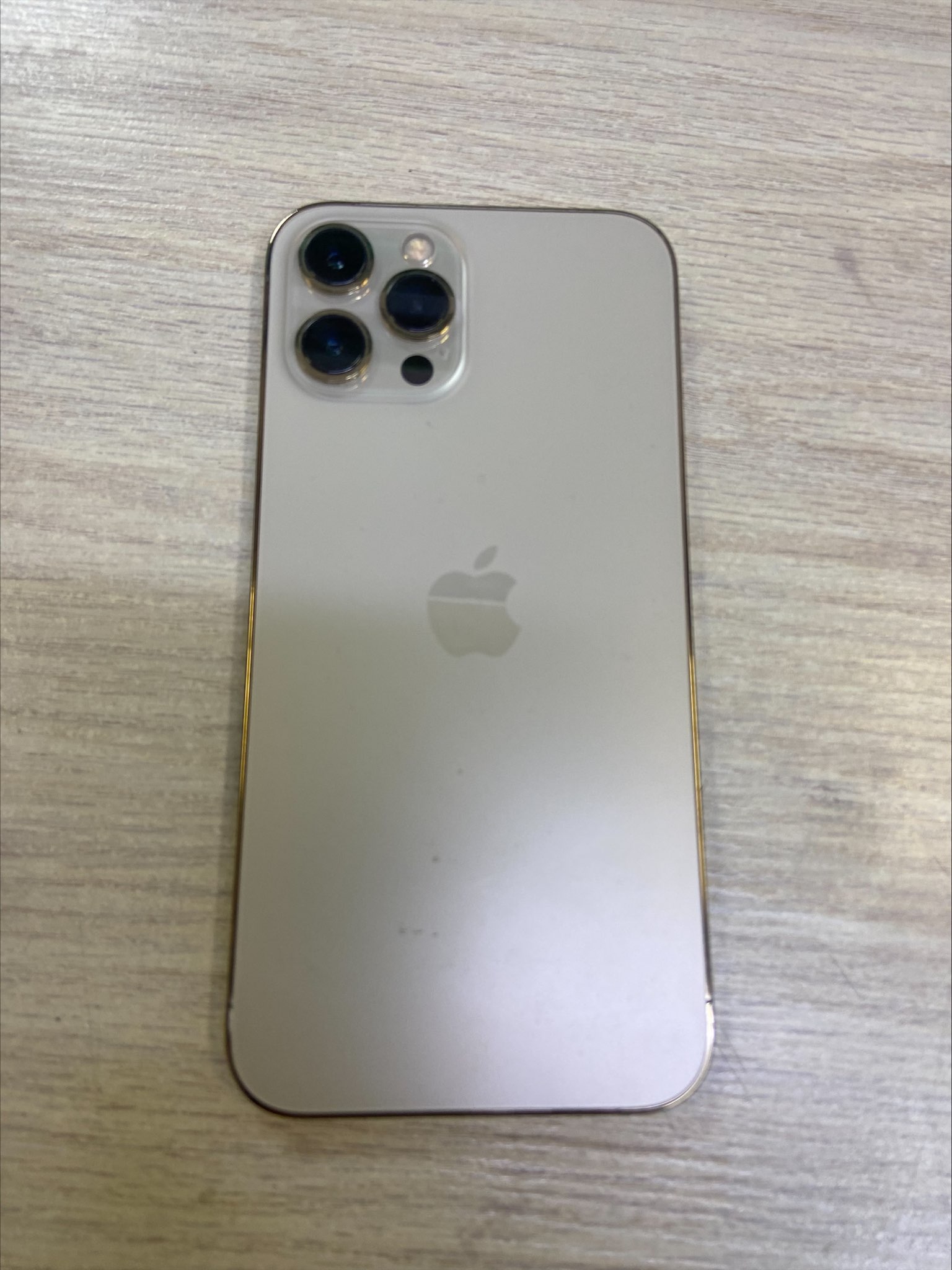 Купить б/у Apple iPhone 12 Pro Max-0