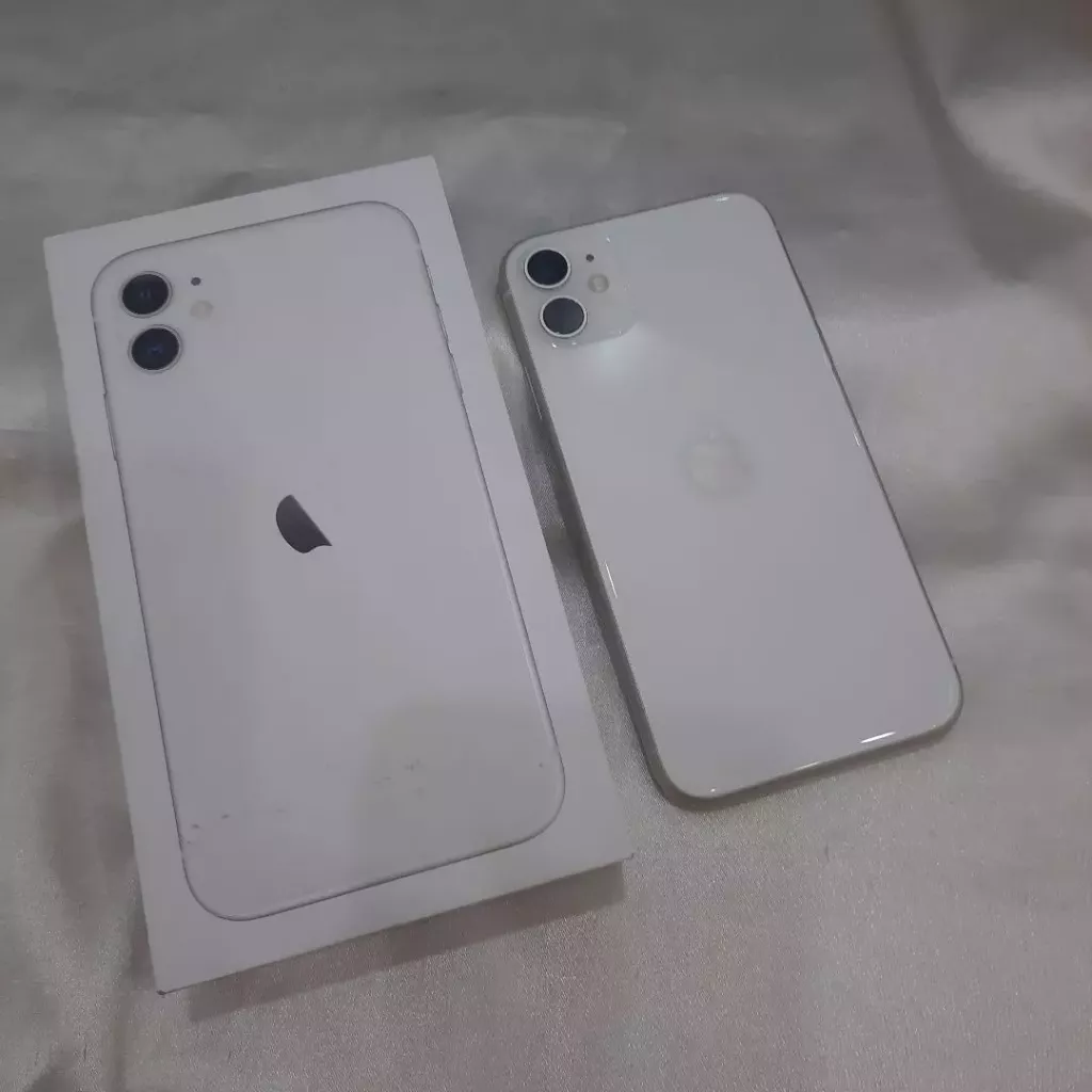 Купить б/у Apple iPhone 11 (1001-Костанай) -0