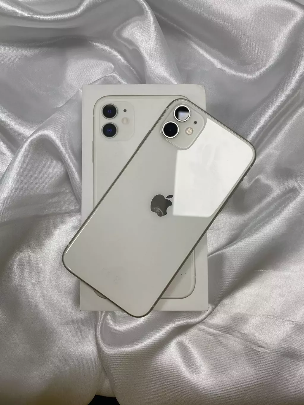 Купить б/у Apple iPhone 11 64 ГБ (Усть-Каменогорск) 04-0