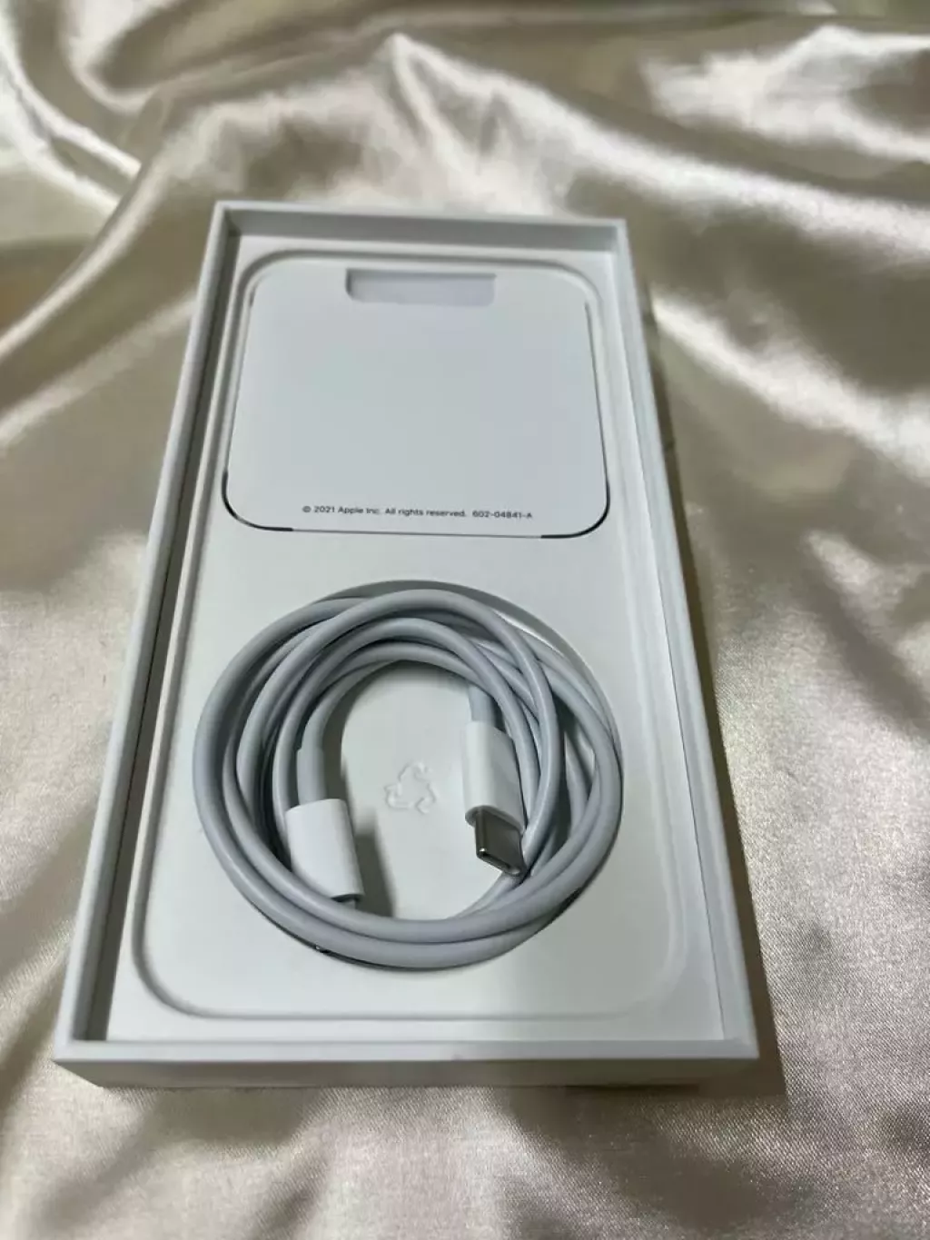 Купить б/у Apple iPhone 13   128 gb (Костанай) 1004-2