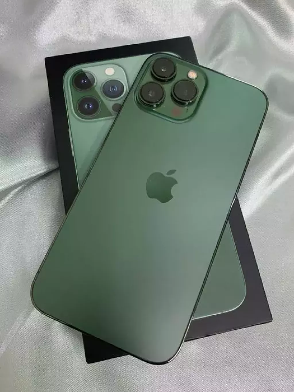 Купить б/у Apple iPhone 13 Pro Max (Актау 26)-0