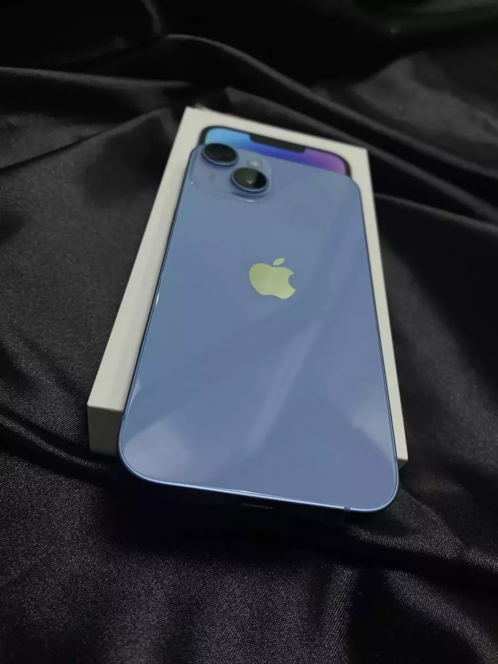 Купить б/у Apple IPhone 14-2