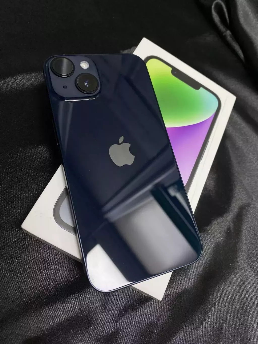 Купить б/у  Apple iPhone 14-1