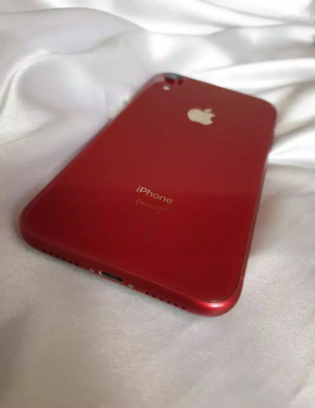 Купить б/у Apple iPhone XR-1