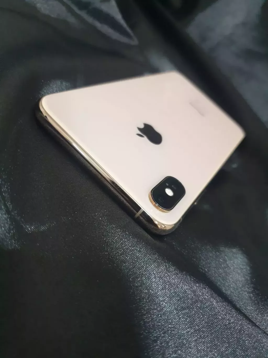 Apple iPhone Xs Max (Актобе 403) б/у купить по низкой цене в Актобе 7968