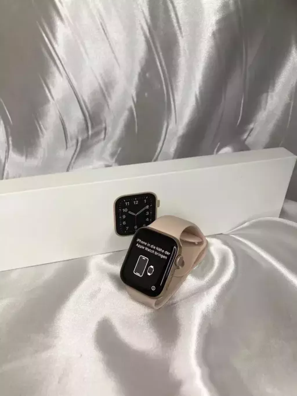 Купить б/у Apple Watch SE (Актау)-0