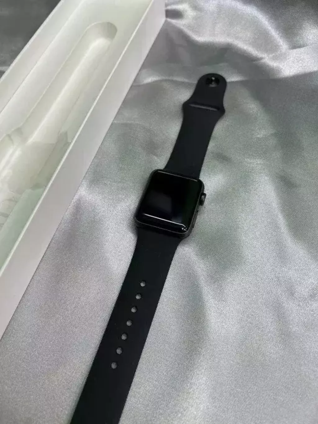 Купить б/у Apple Watch Series 3 38mm (Актау)-0