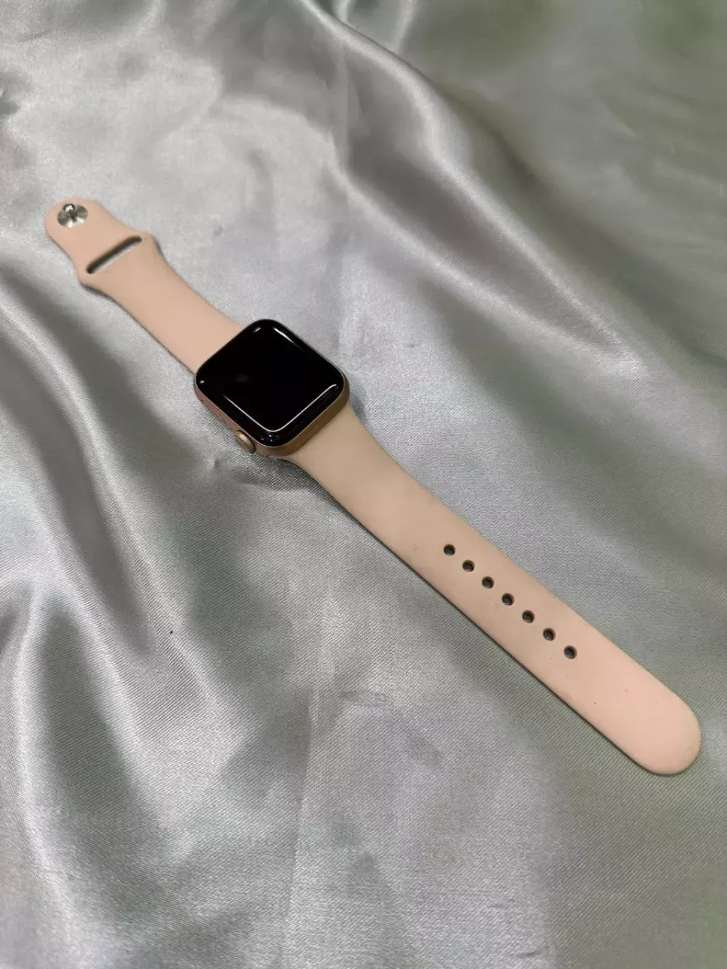 Купить б/у Apple watch Series 6 40 mm-0