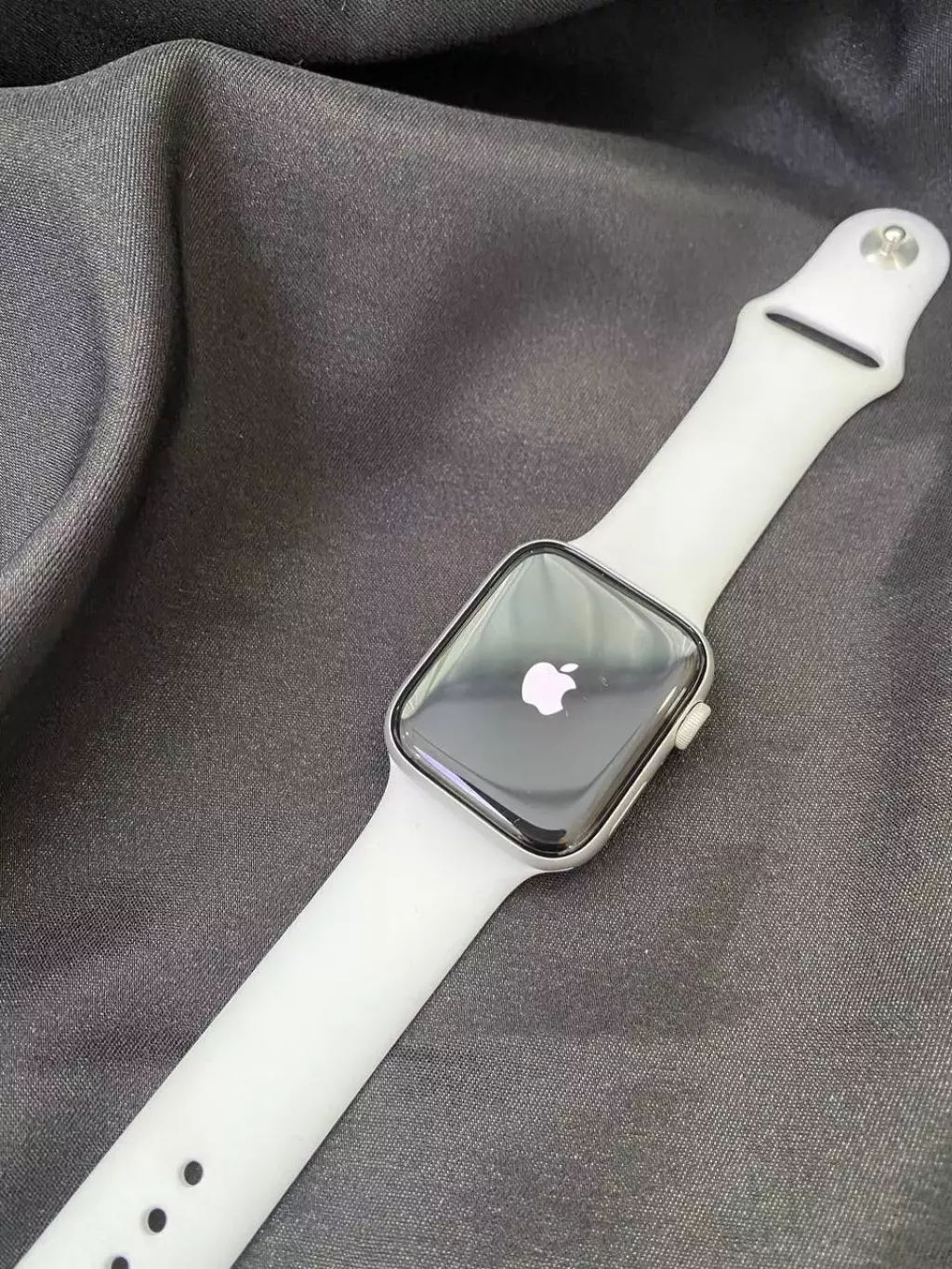 Купить б/у  Apple Watch Series 6 44mm   -0