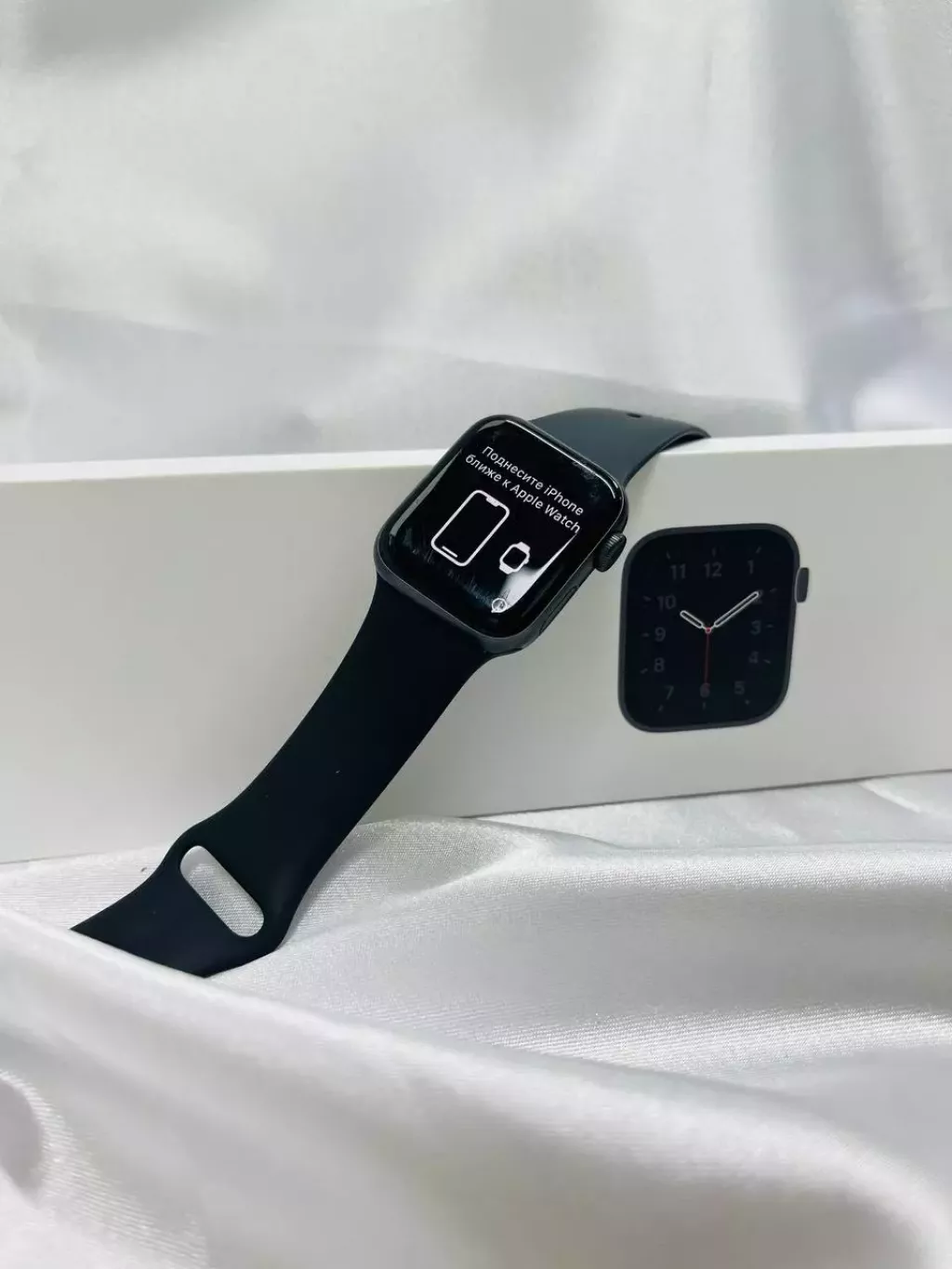 Купить б/у Apple Watch Series SE 40mm (г.Астана Куйши Дина 31)-1