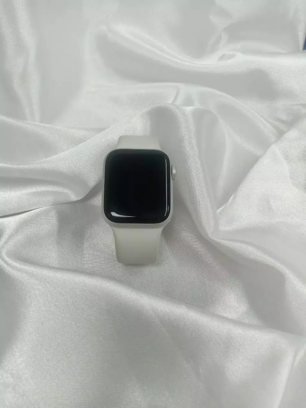 Купить б/у  Apple Watch Series SE 40mm (г.Астана)-0
